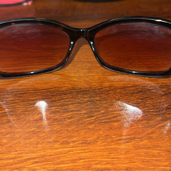 Coach Sunglasses - Picture 7 of 9